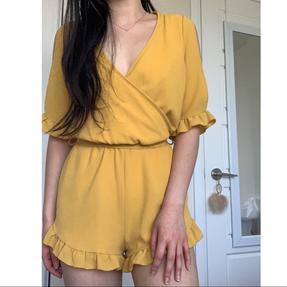Fashion Nova Yellow Romper - Picture 2 of 4